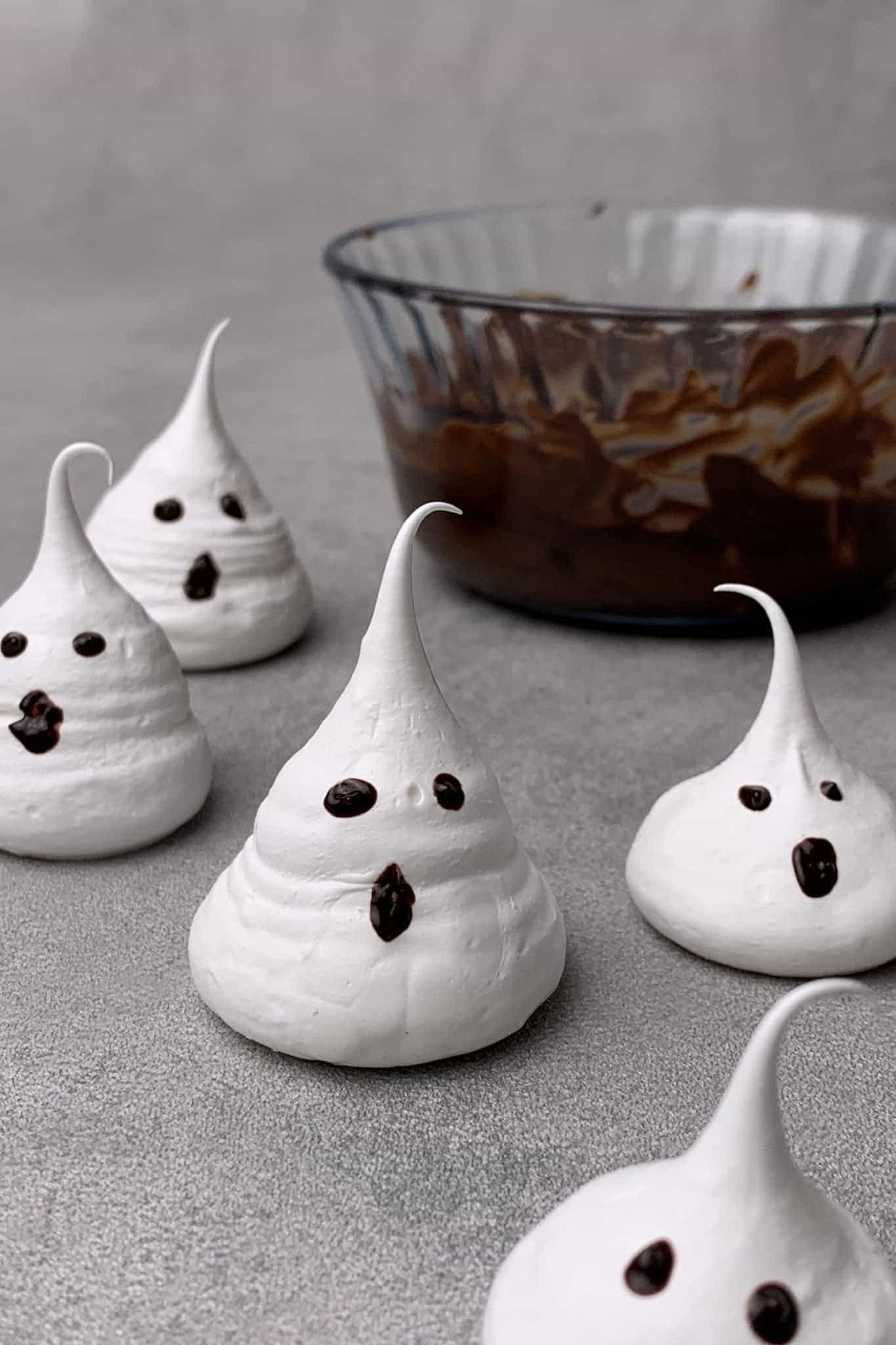 Spooky Meringue Ghost recipe Spatula Desserts