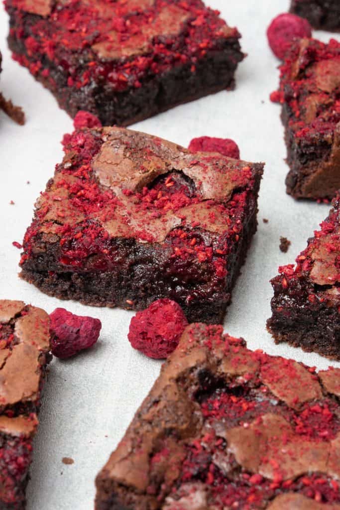 Round Raspberry Brownie Raspberry Brownies - Spatula Desserts