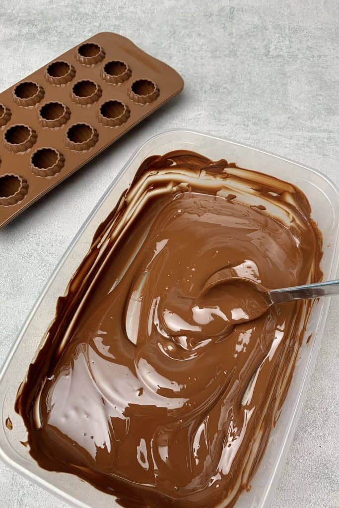 Easy Chocolate Hazelnut Bonbon 6 Chocolate Hazelnut Bonbon