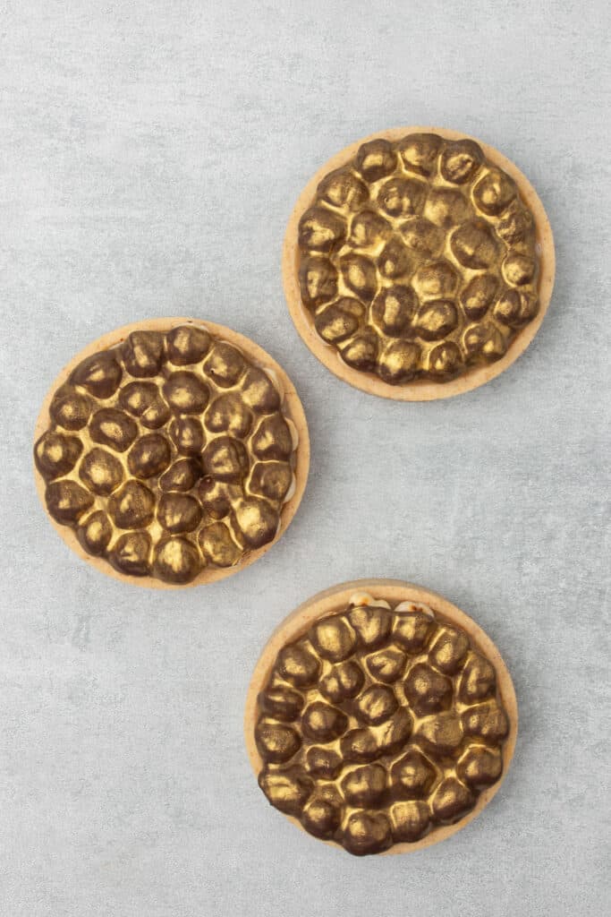 Triple Hazelnut Tart with Gold Chocolate disk decoration 2 Triple Hazelnut Tart