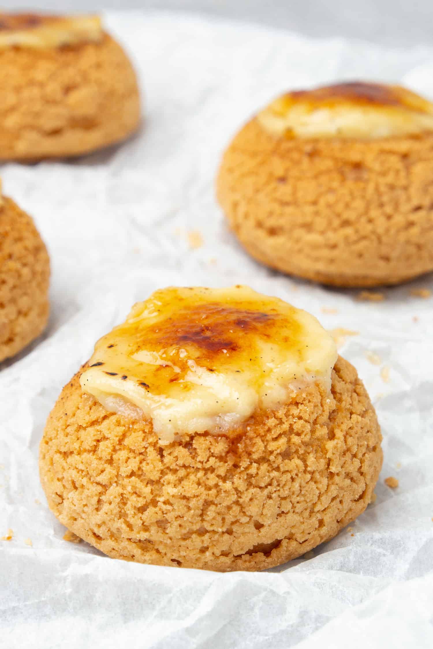 Ultimate Crème Brûlée Choux au craquelin recipe Spatula Desserts