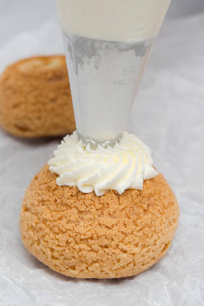 Choux au craquelin (crispy cream puff) 4 Tiramisu CHOUX AU CRAQUELIN process