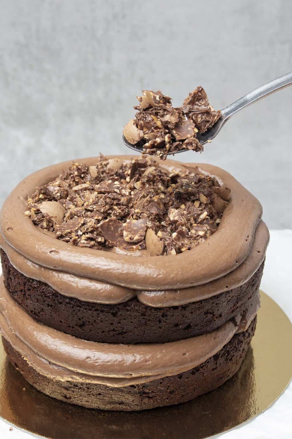The BEST Ferrero Rocher Cake (VIDEO) Spatula Desserts