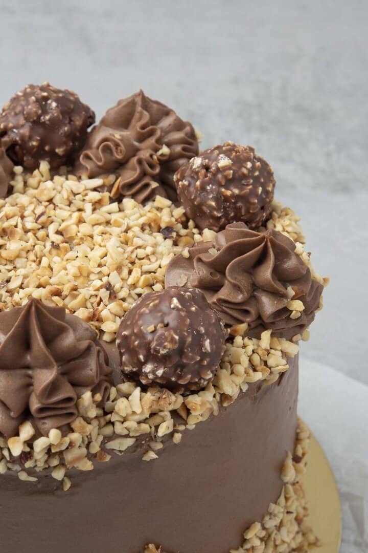 The BEST Ferrero Rocher Cake (VIDEO) Spatula Desserts