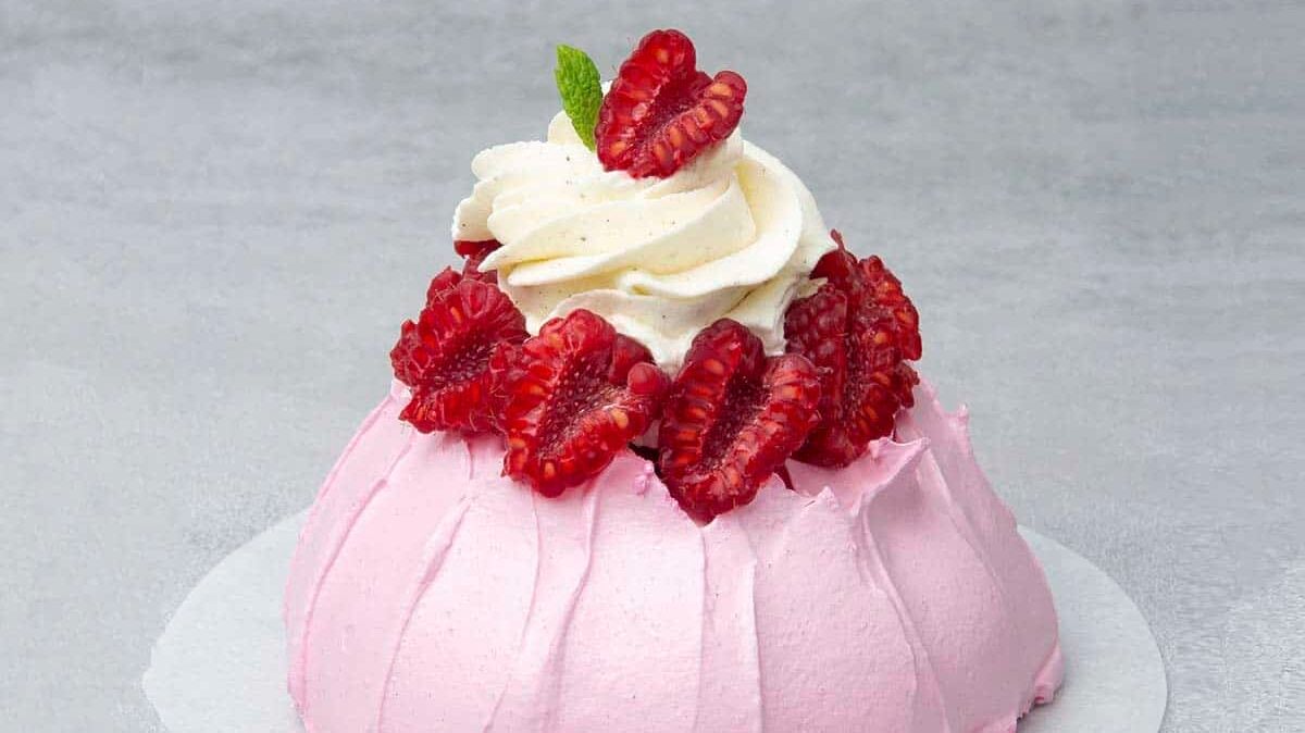 Raspberry Pavlova.