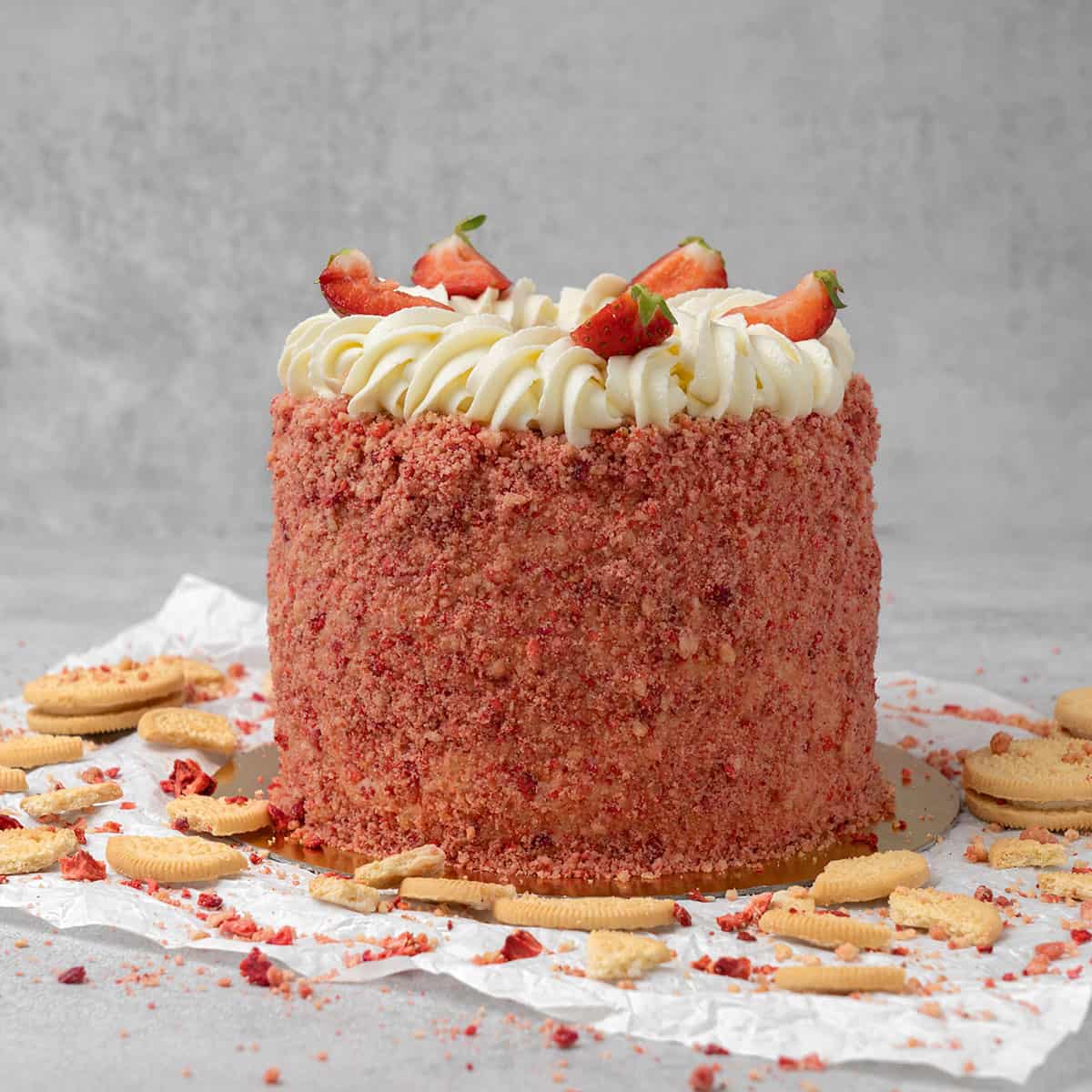 The Ultimate Strawberry Crunch Cake - Spatula Desserts