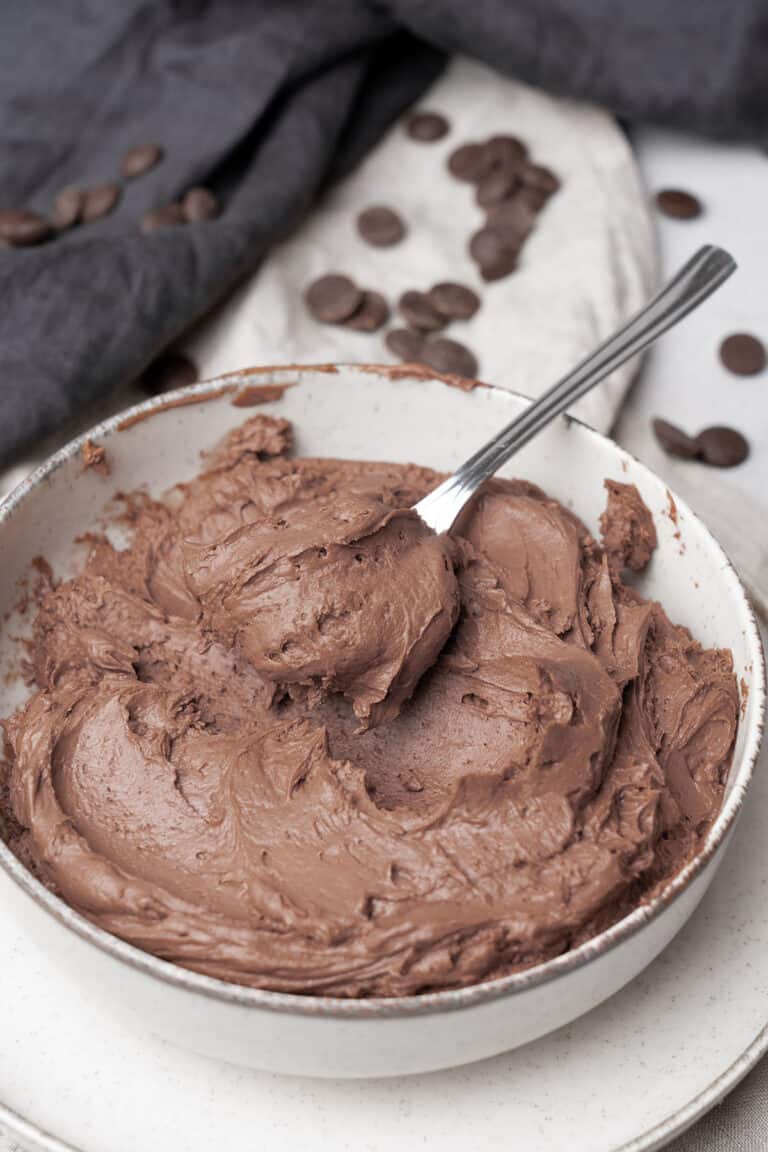 Whipped Chocolate Ganache Frosting Spatula Desserts