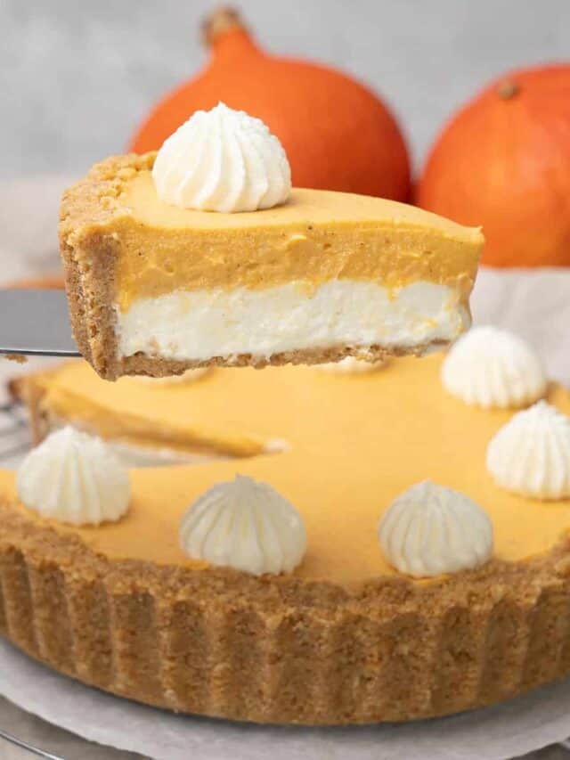 Double layer pumpkin pie spatula desserts