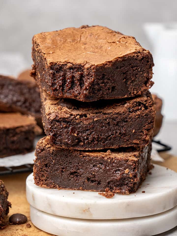 The BEST Biscoff Brownies (VIDEO) Spatula Desserts
