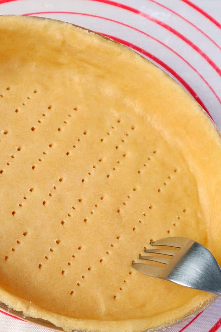 How To Blind Bake Pie Crust (Ultimate Guide) Spatula Desserts
