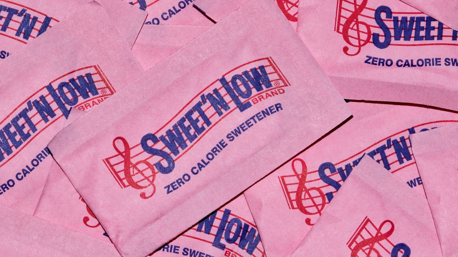 packets of pink sweet and low