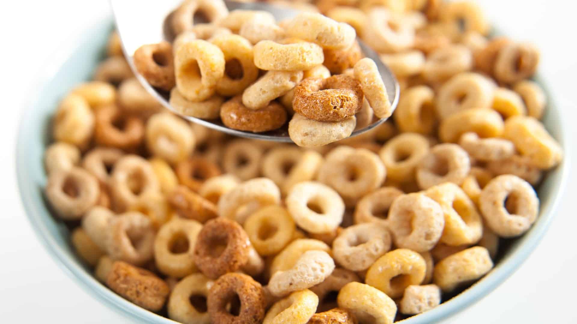 Bowl of banana nut cheerios