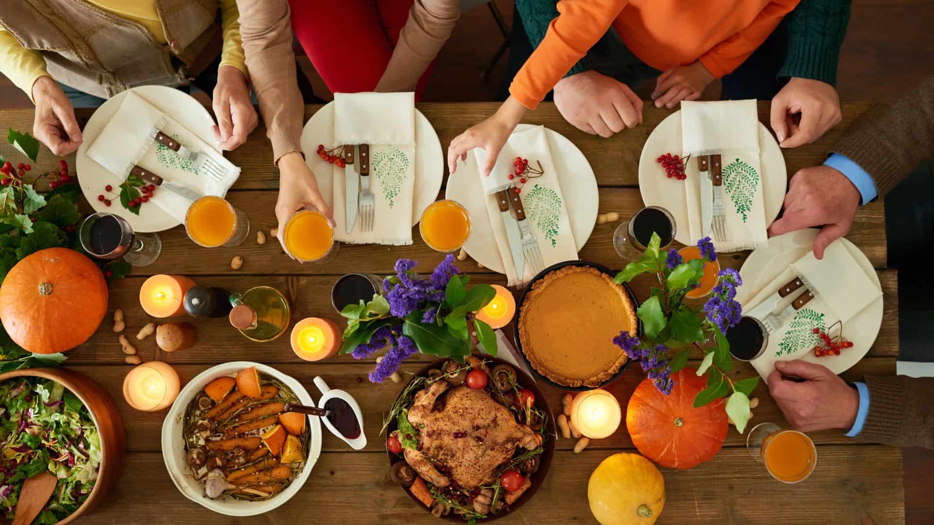 Thanksgiving dinner table