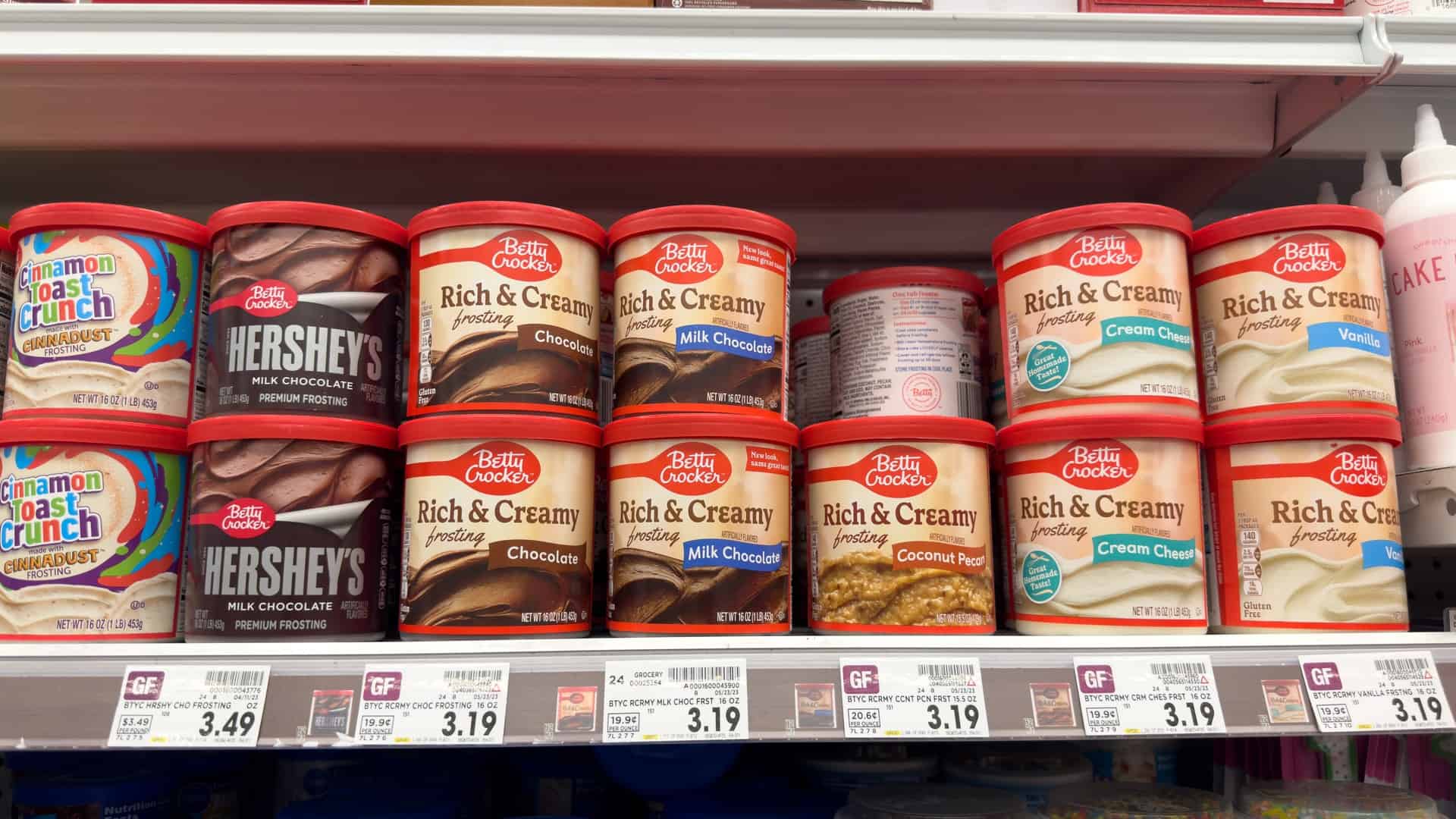 canned grocery store frosting