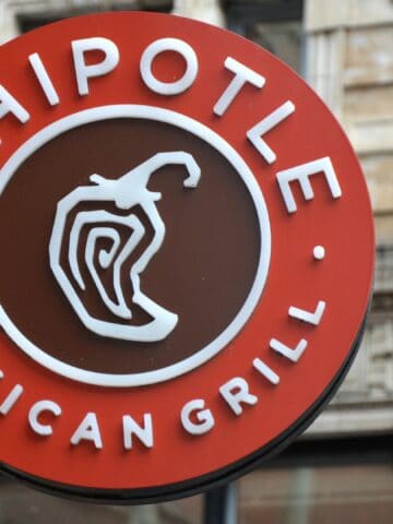 chipotle mexican grill sign