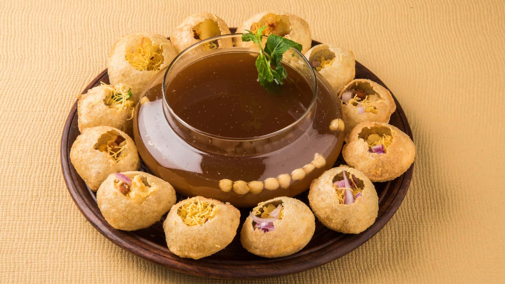 Pani puri.