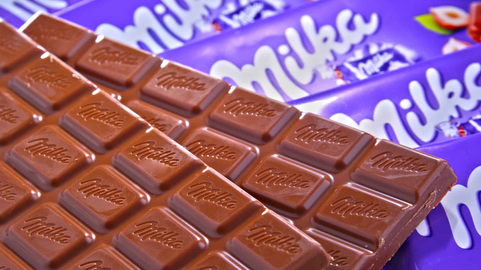 milka chocolate bar unwrapped