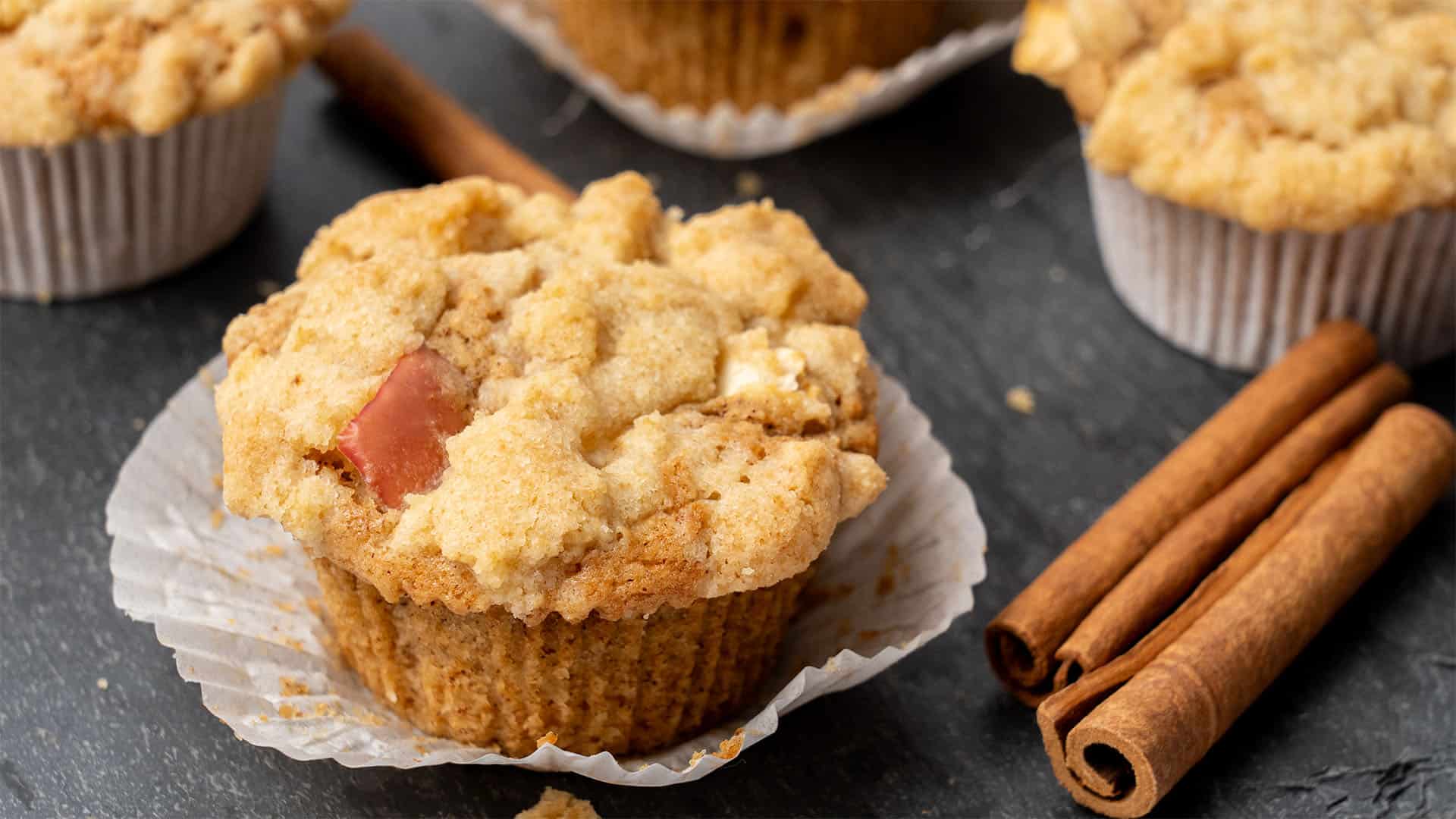 Apple Crumble Muffins.