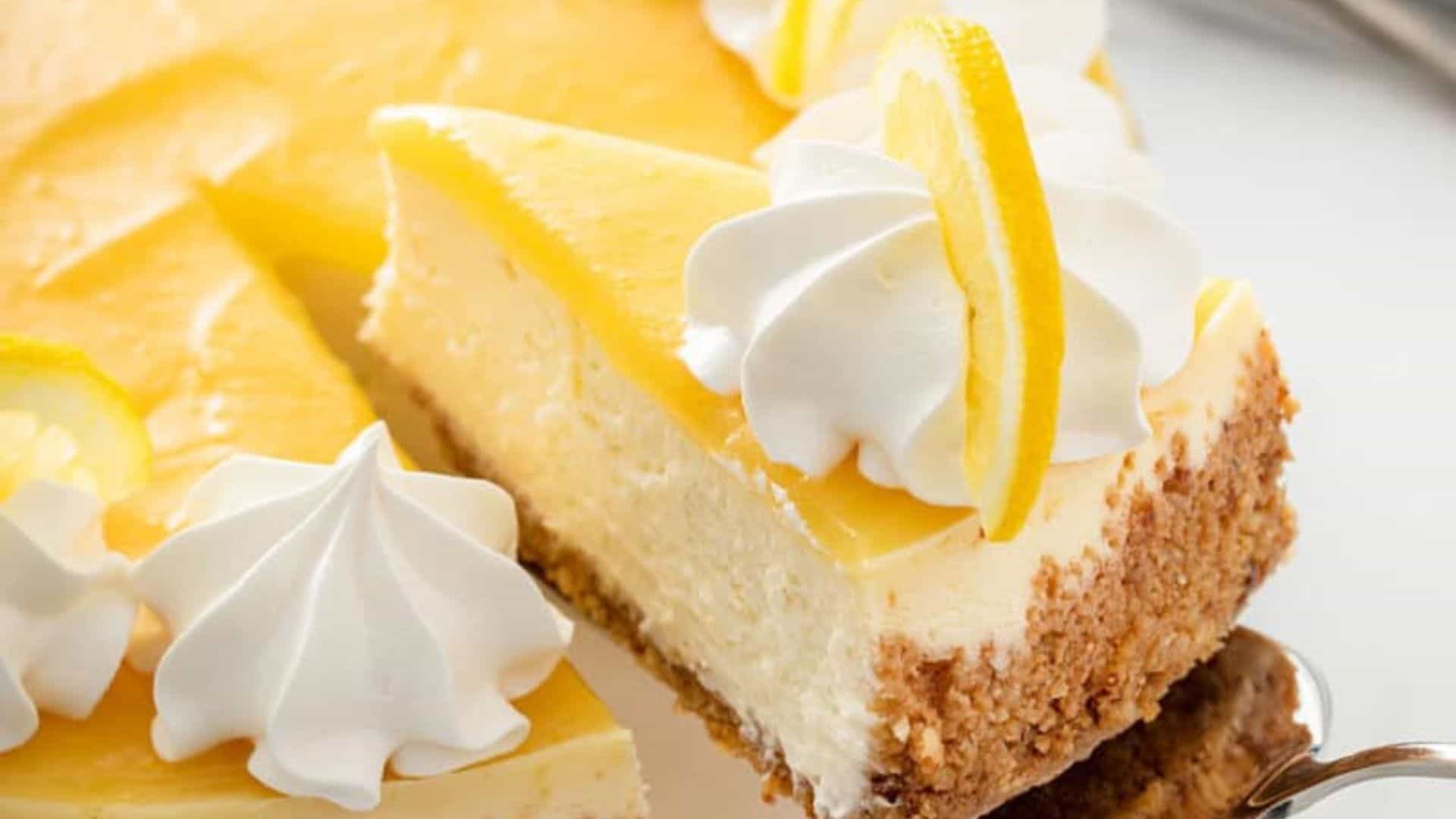 Best Lemon Cheesecake Recipe.
