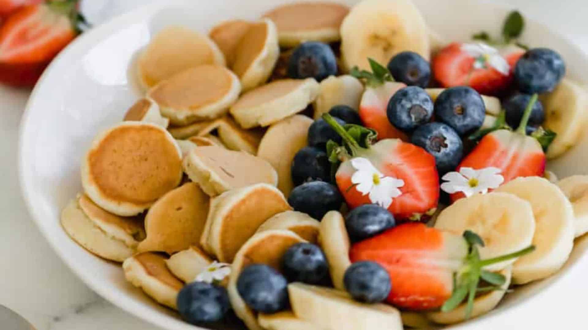 A bowl of pancake cereal.