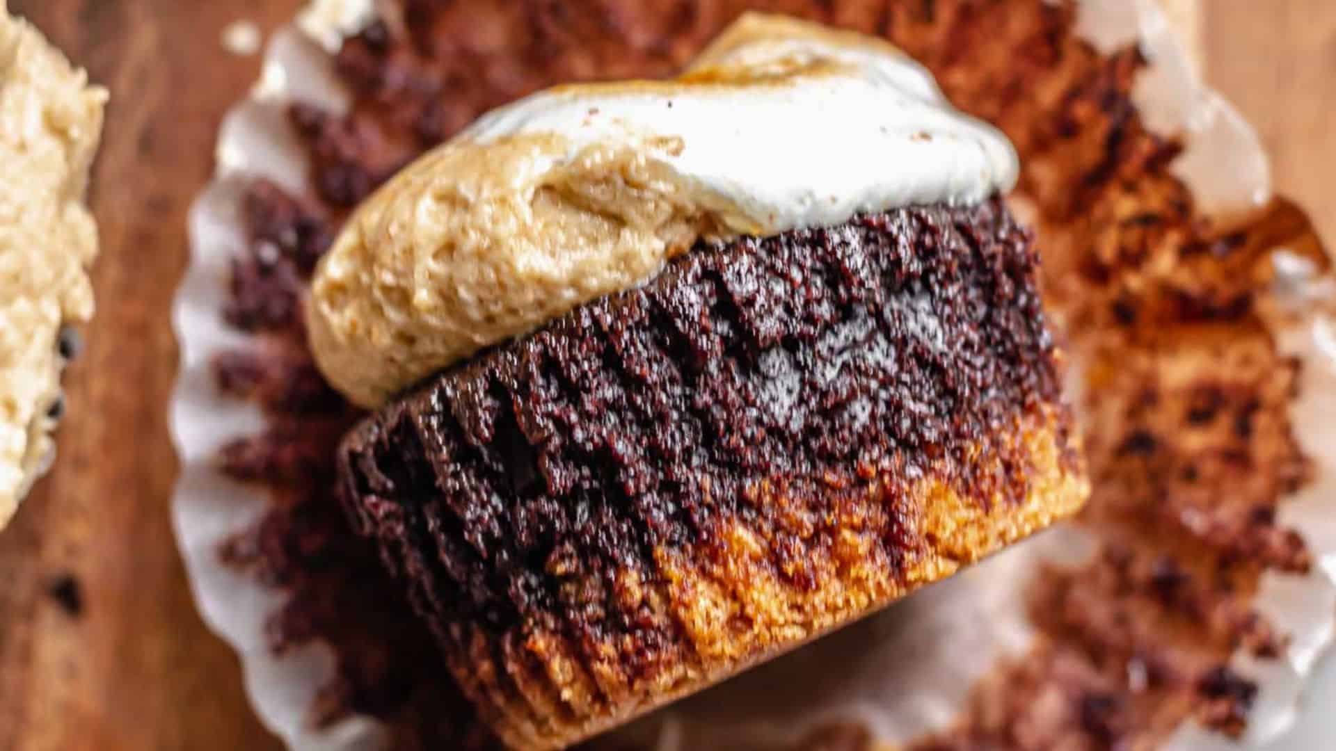 S'mores Cupcakes with Graham Cracker Crust.