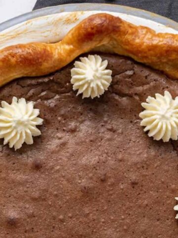 brownie pie with frosting