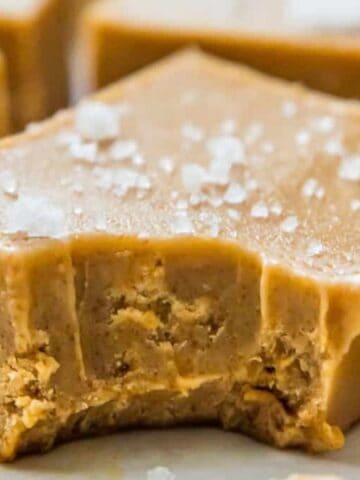 peanut butter fudge with sea salt