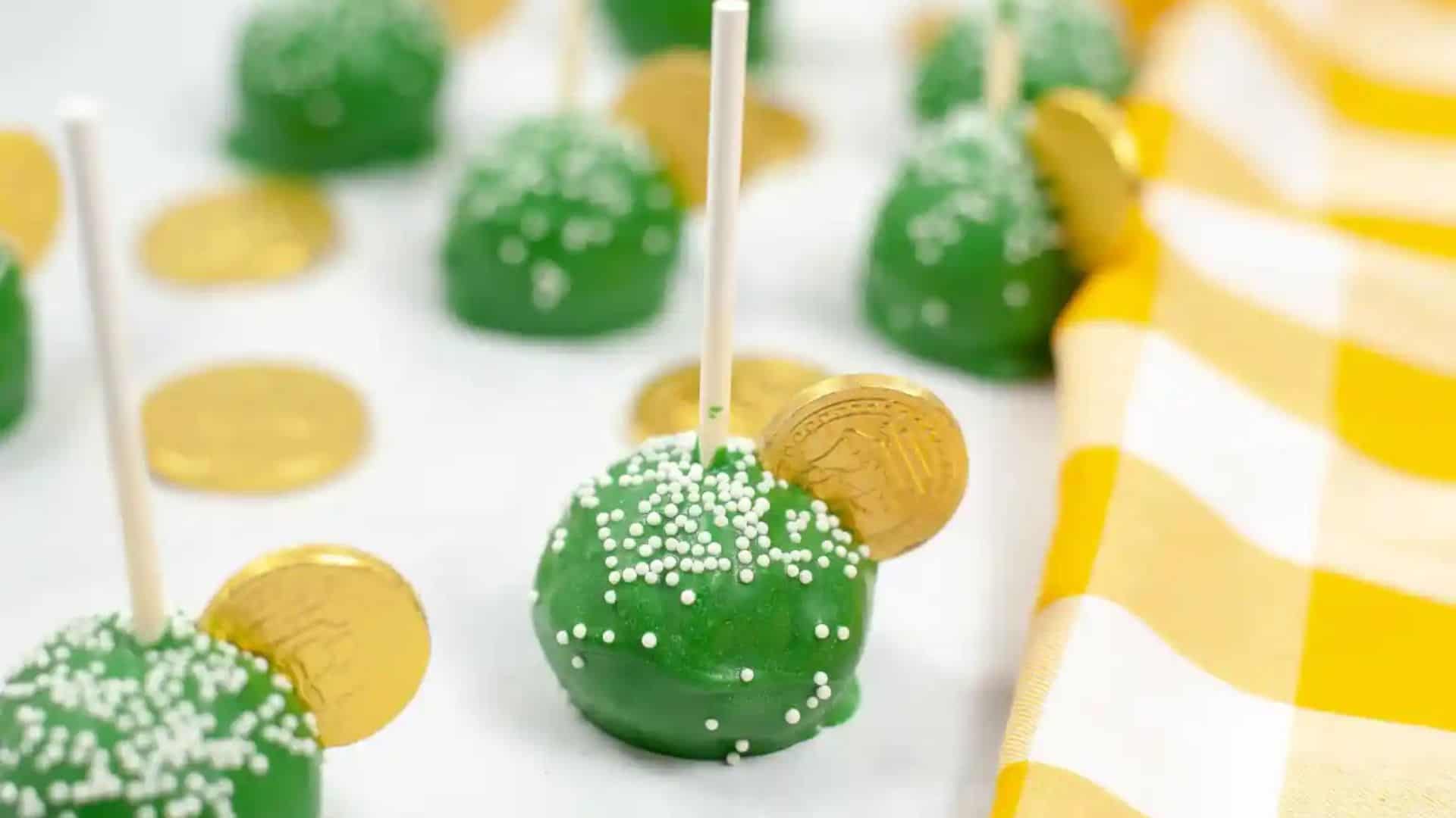 Copycat Starbucks Cake Pops.