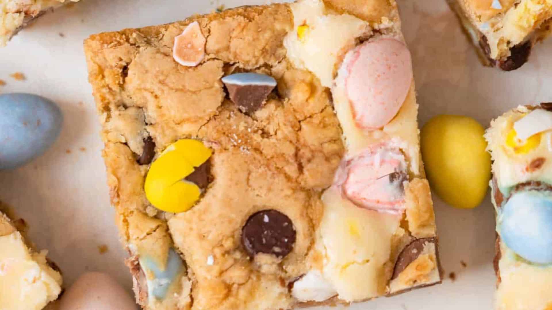 Mini Egg Cheesecake Cookie Bars.