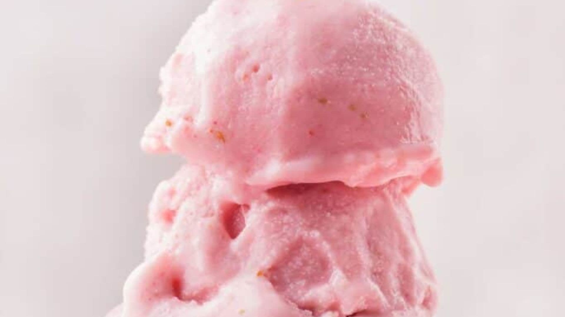 No Churn Strawberry Ice Cream.