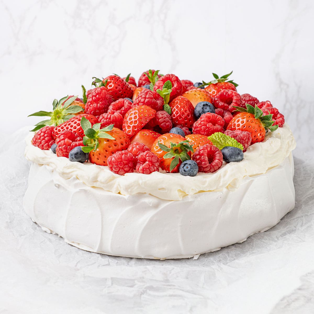 Pavlova Cake.