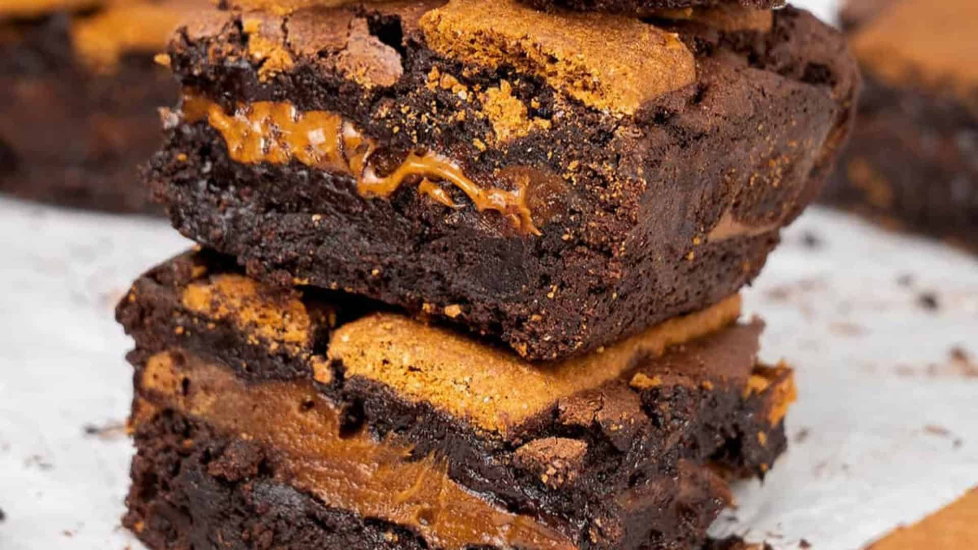 brownies filled with Biscoff cookie butter