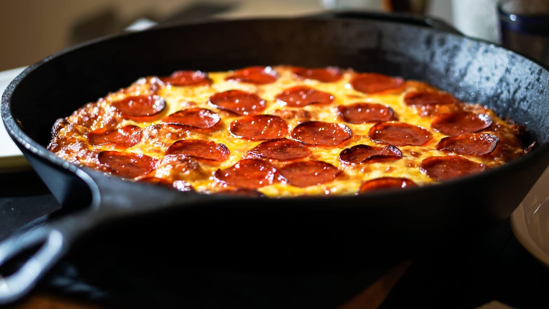 Cast iron skillet