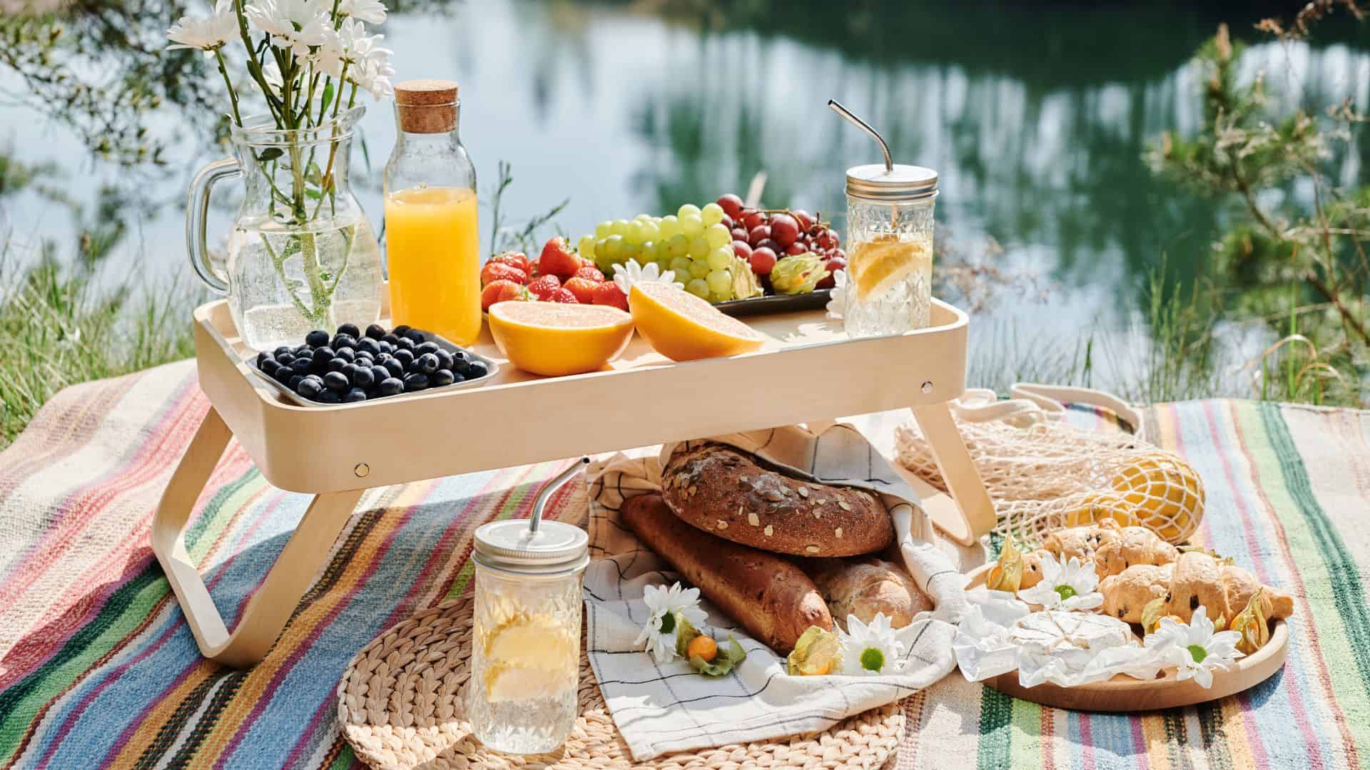 Picnic.