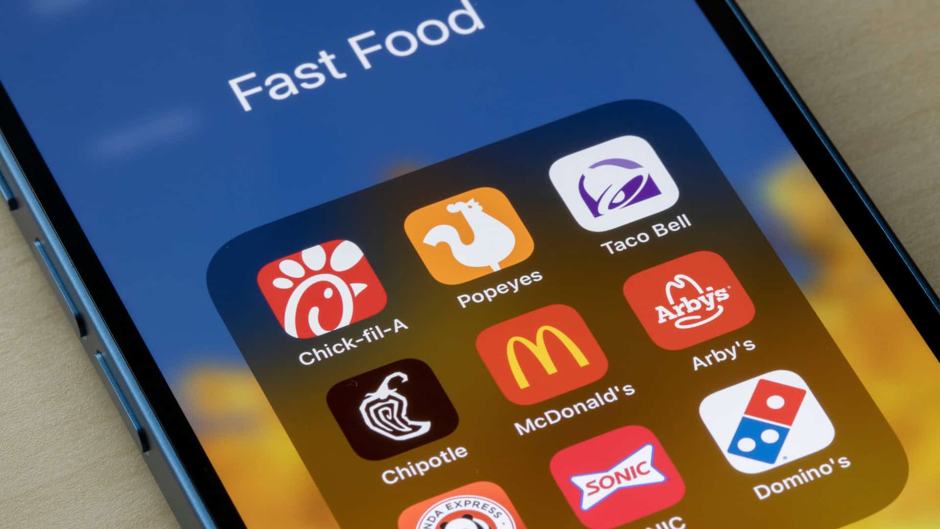 apps for fast food on a phone screen