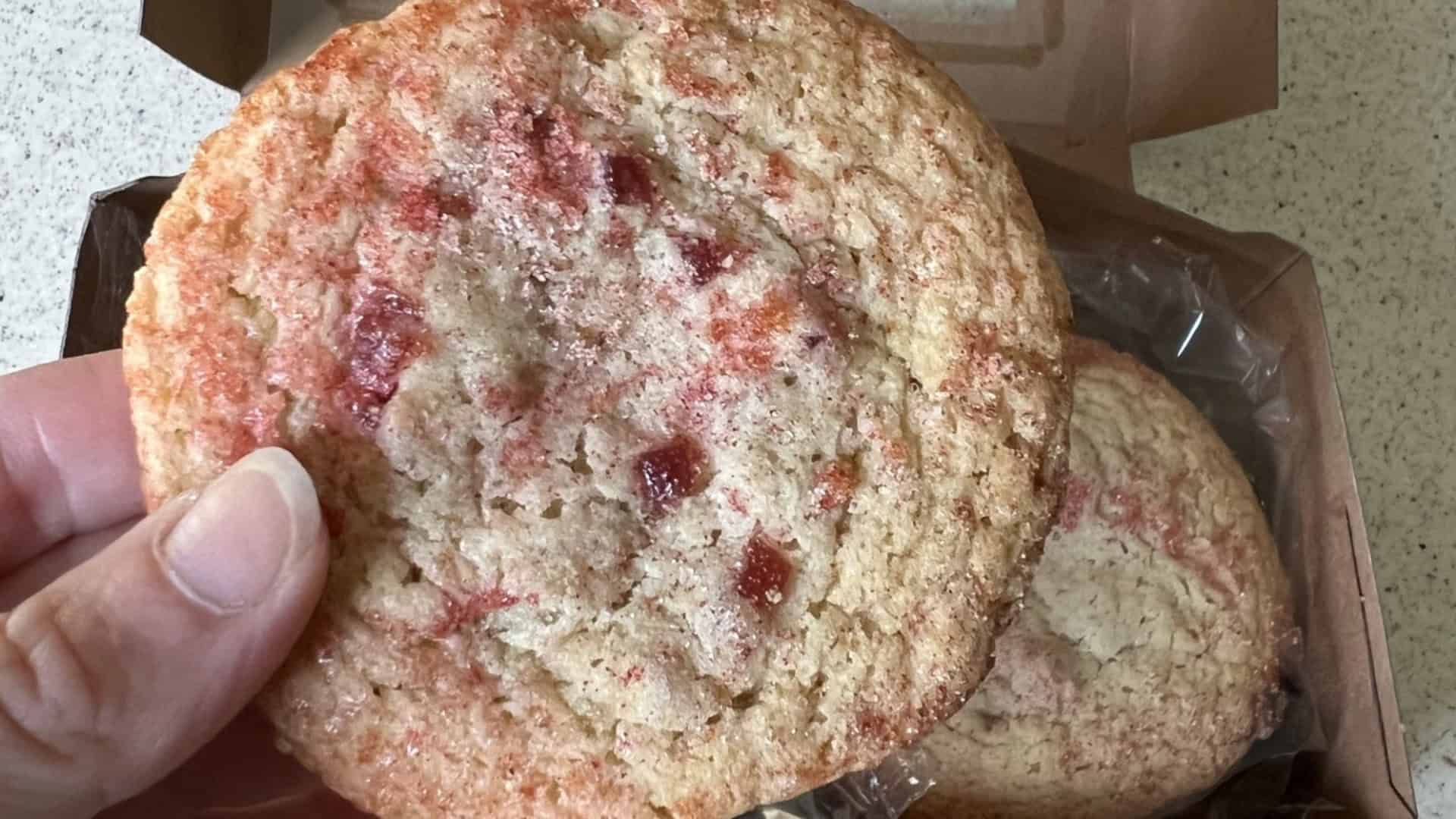 Trader Joe's strawberry snickerdodle cookie