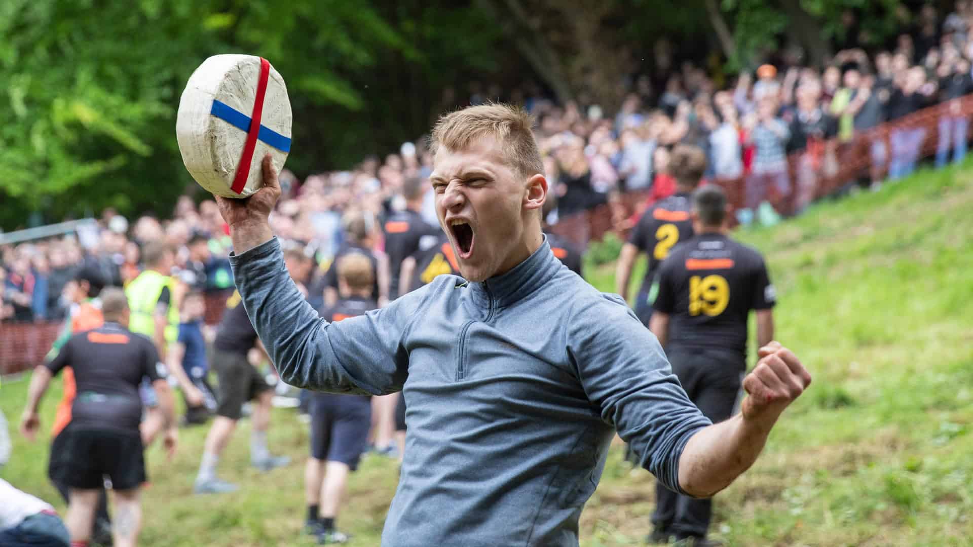 winner of the cheese rolling festival