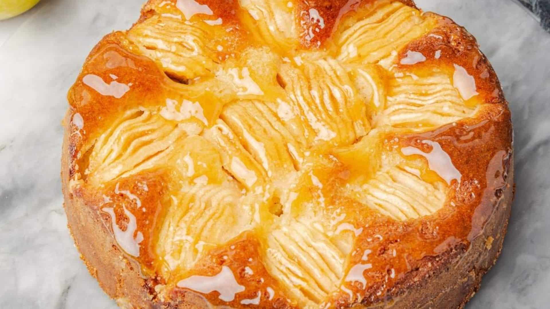 Apple Ginger Cake.