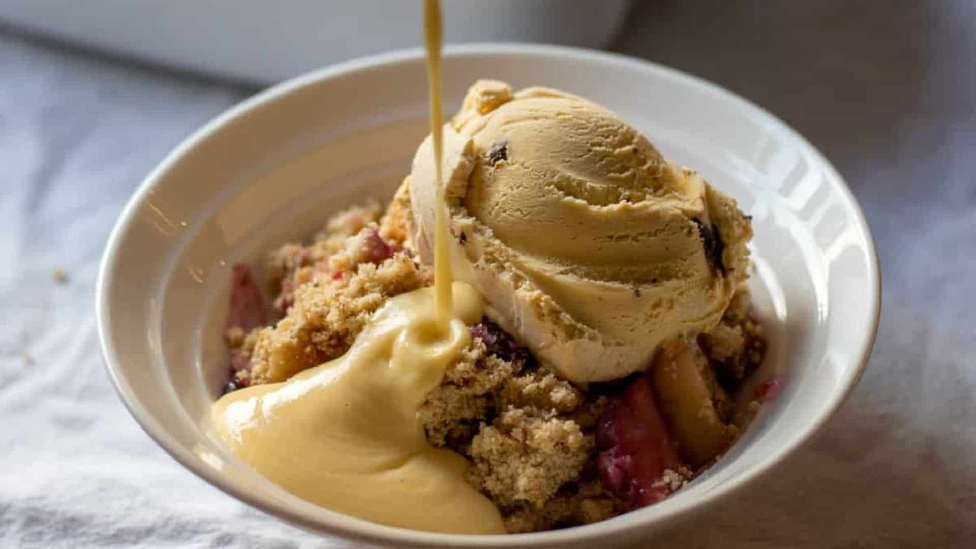 Apple and Blueberry Crumble.