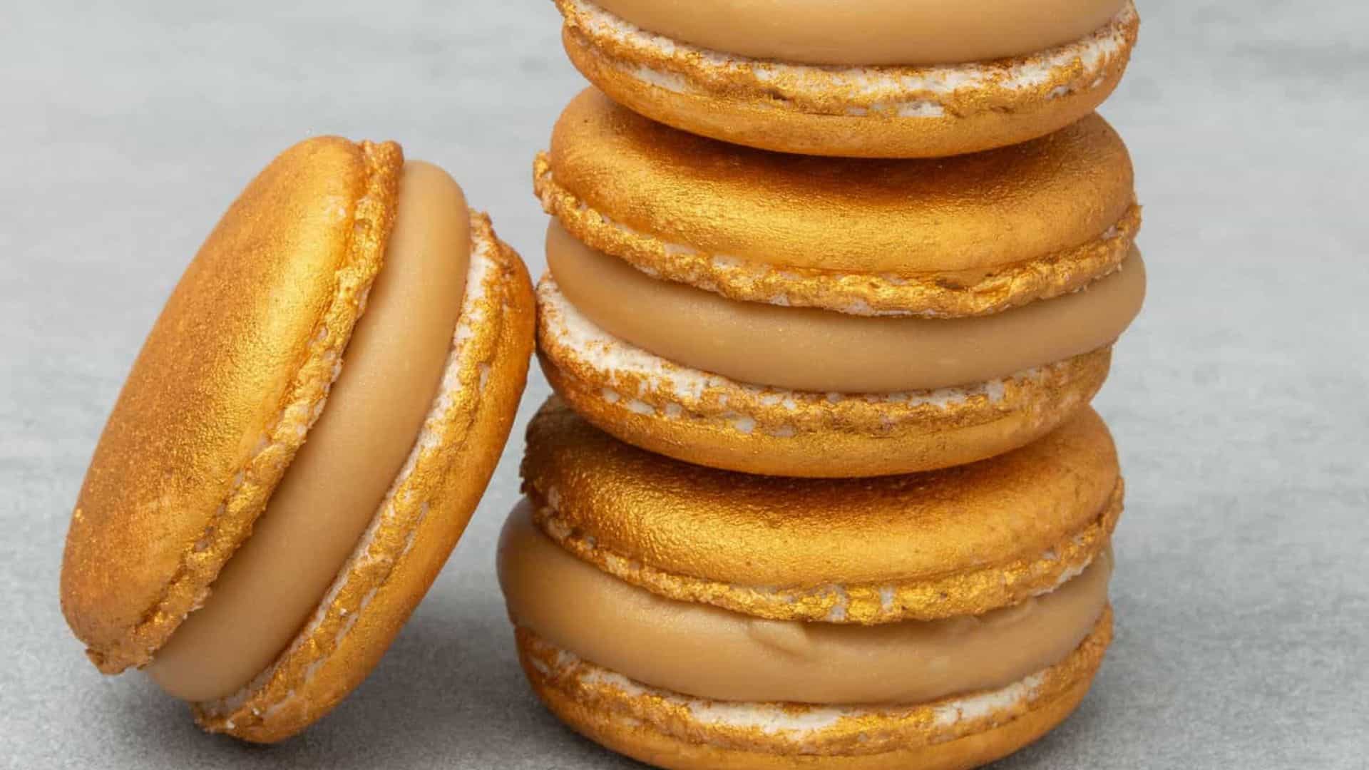 Festive Gold Macaron.