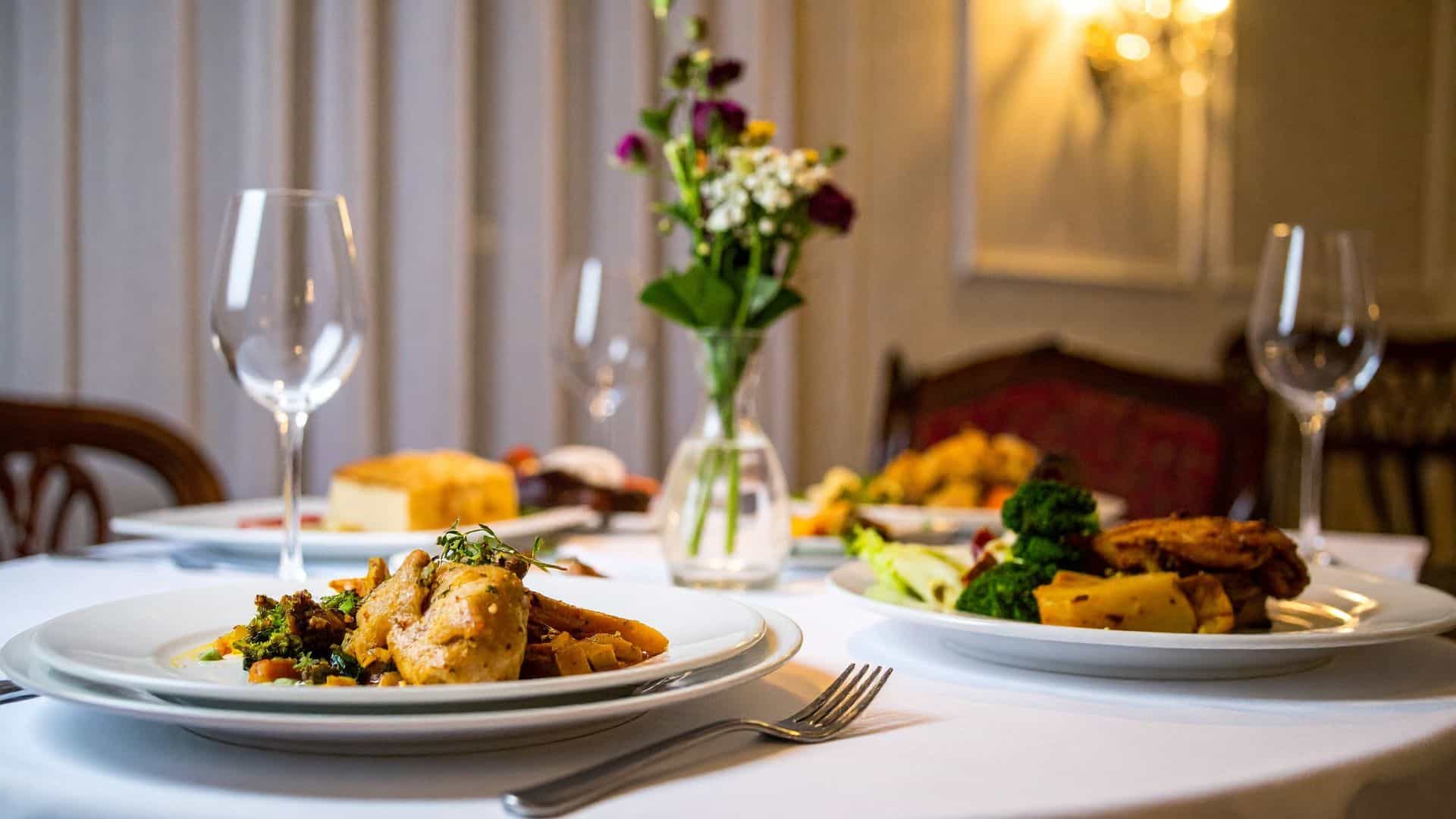 Elegant Restaurant Table with Fine Dining Cuisine