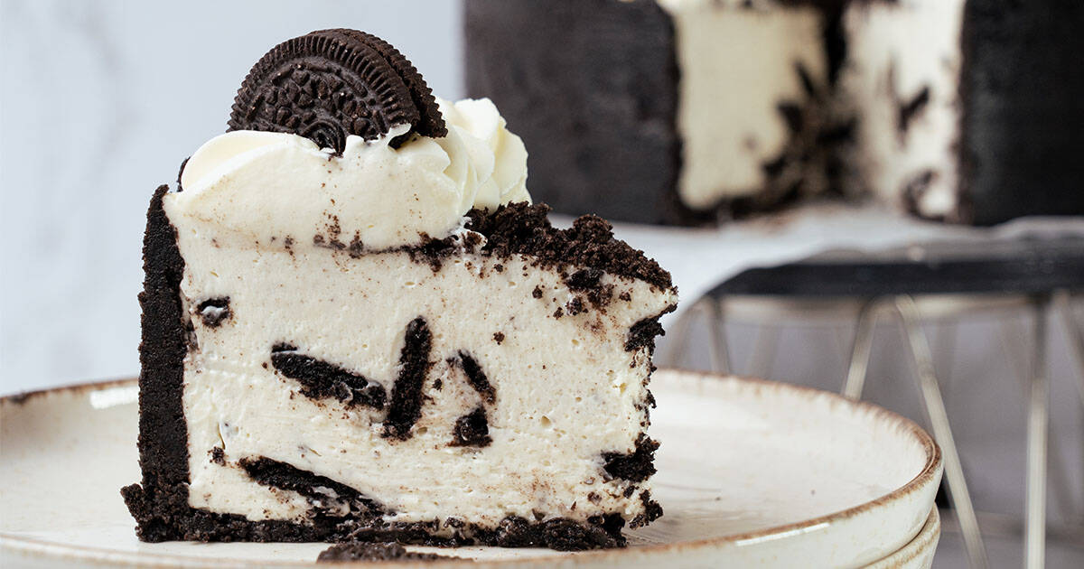 a slice of no bake Oreo cheesecake.