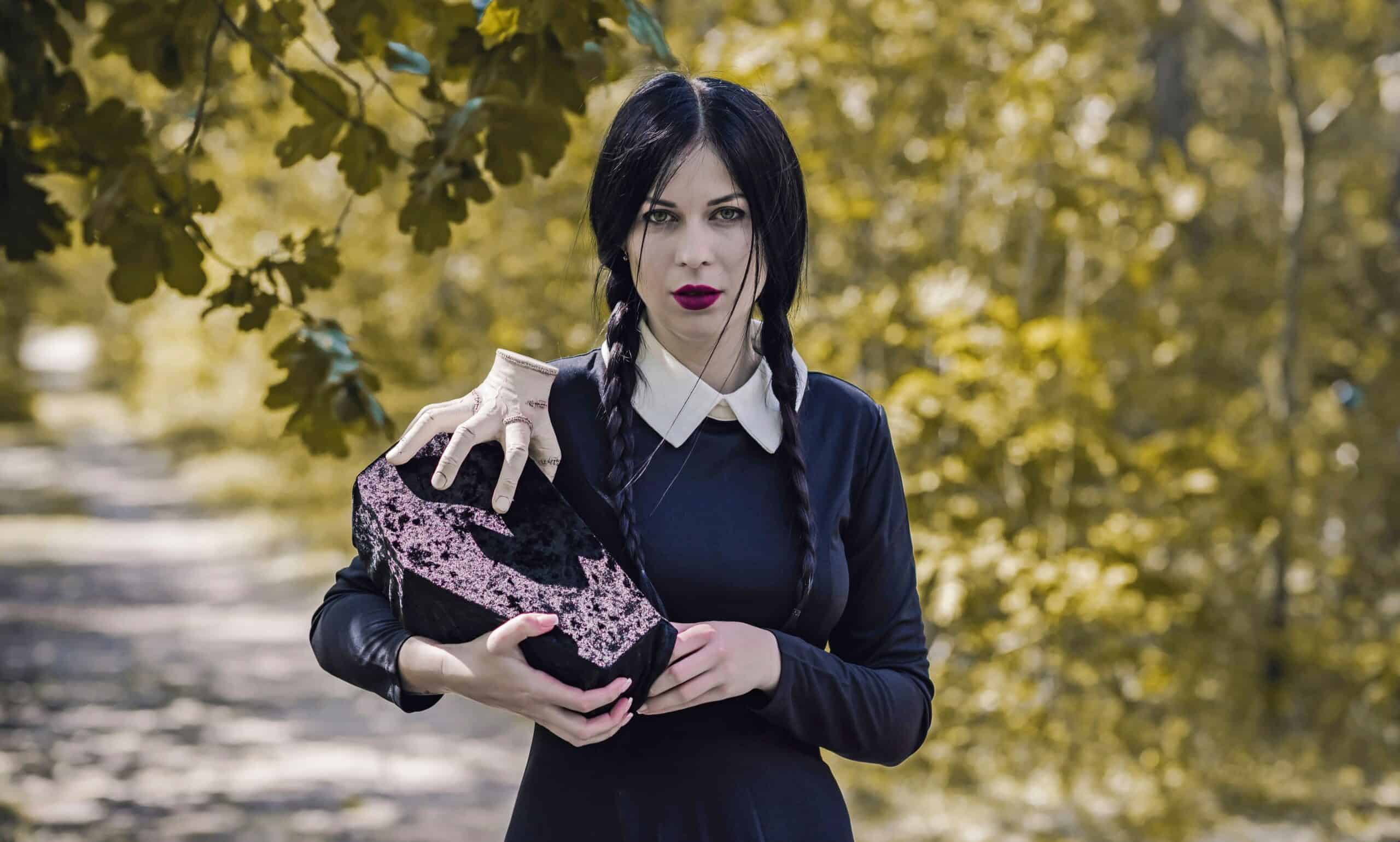 Girl,With,Long,Black,Hair,In,Masquerade,Costume,,Halloween,Clothes