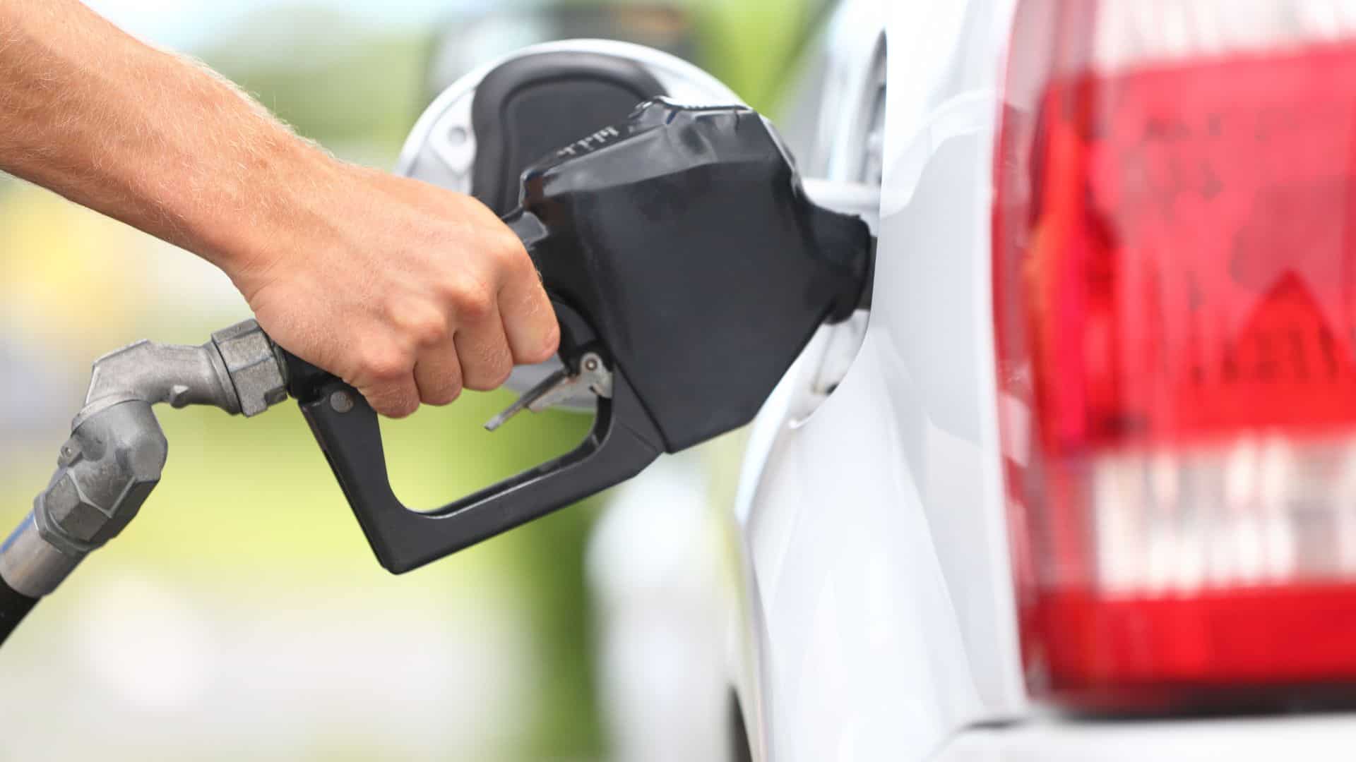 gas in car
