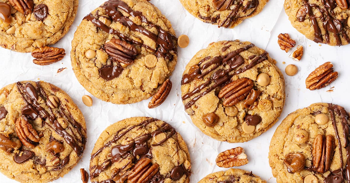 Turtle Cookies on a baking paper.