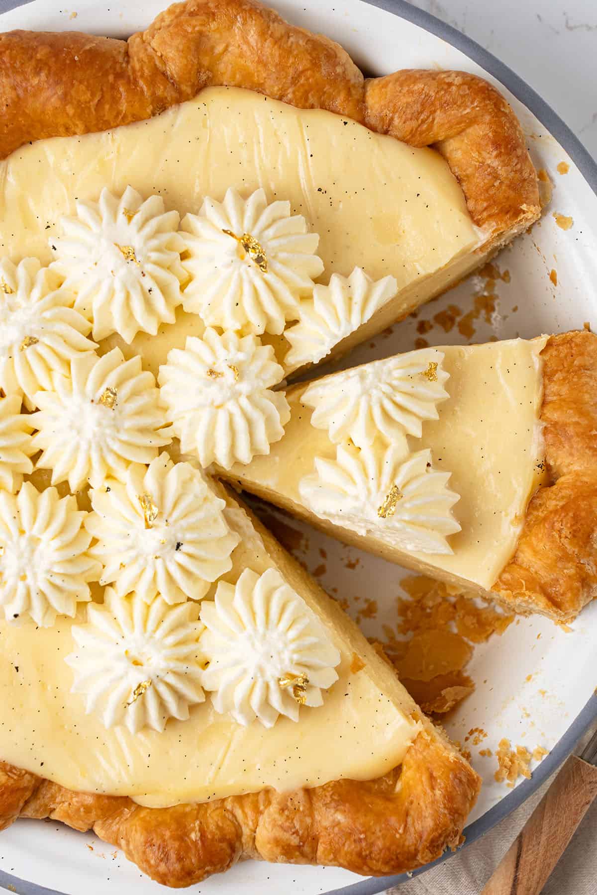 Vanilla Pie on a plate.