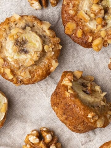 Banana mini muffins