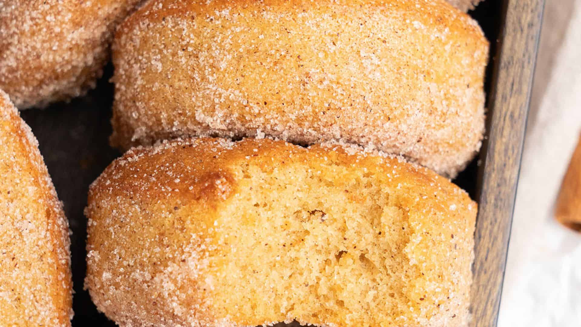 Baked Cinnamon Sugar Donuts