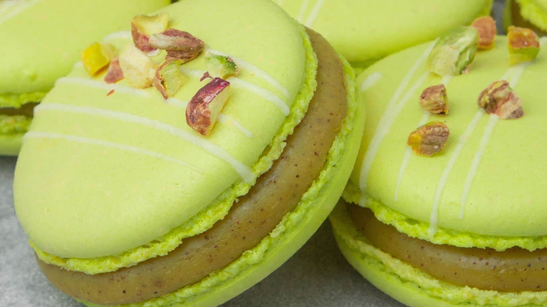 Pistachio macarons