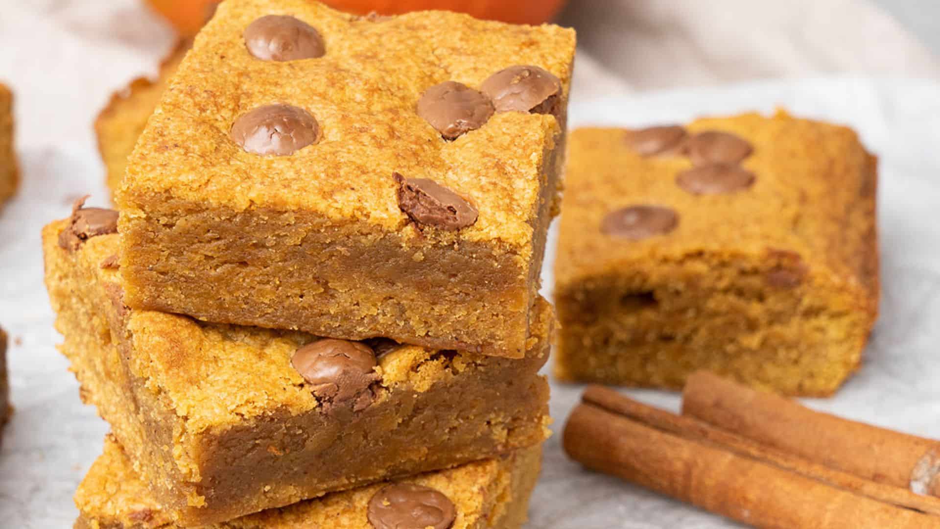 Pumpkin Blondies